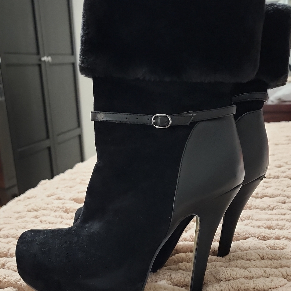 JustFab Black Heeled Boots with Strap